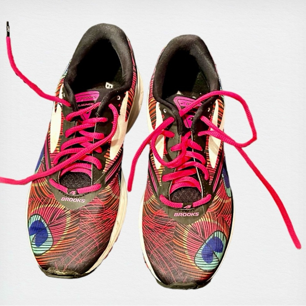 BROOKS SNEAKERS MULTI COLOR PINK LACES Women Size 9